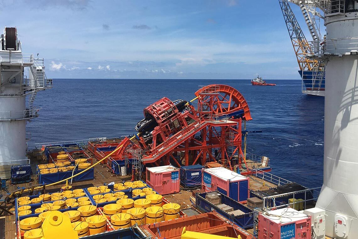 Cable installation offshore China